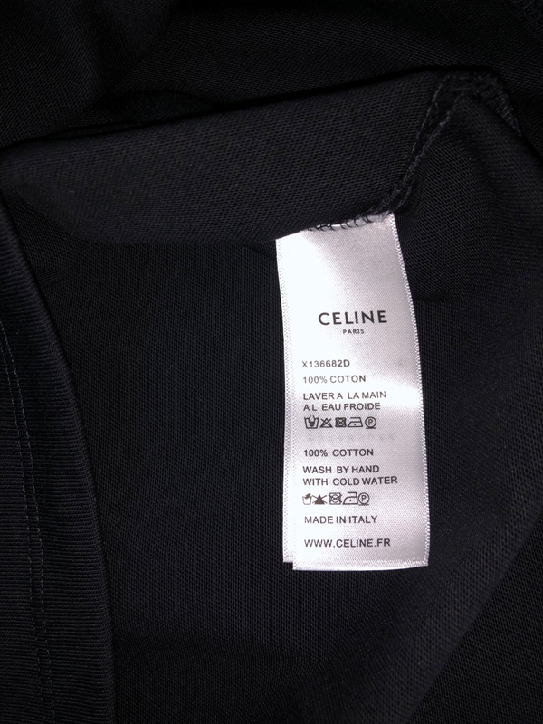 ブランドTシャツ着用イメージ